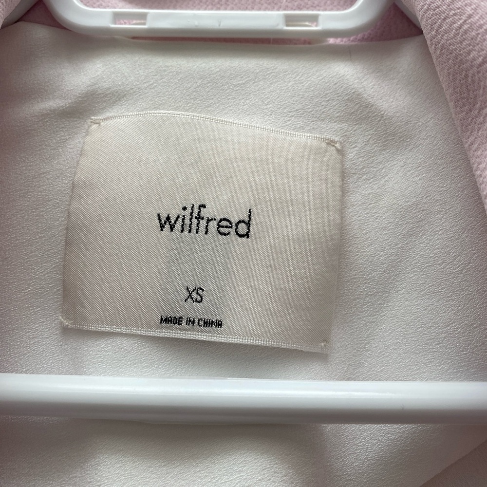 Aritzia - Wilfred Pink Double-Breasted Women's Blazer Dopamine Dressing - Picture 3 of 8